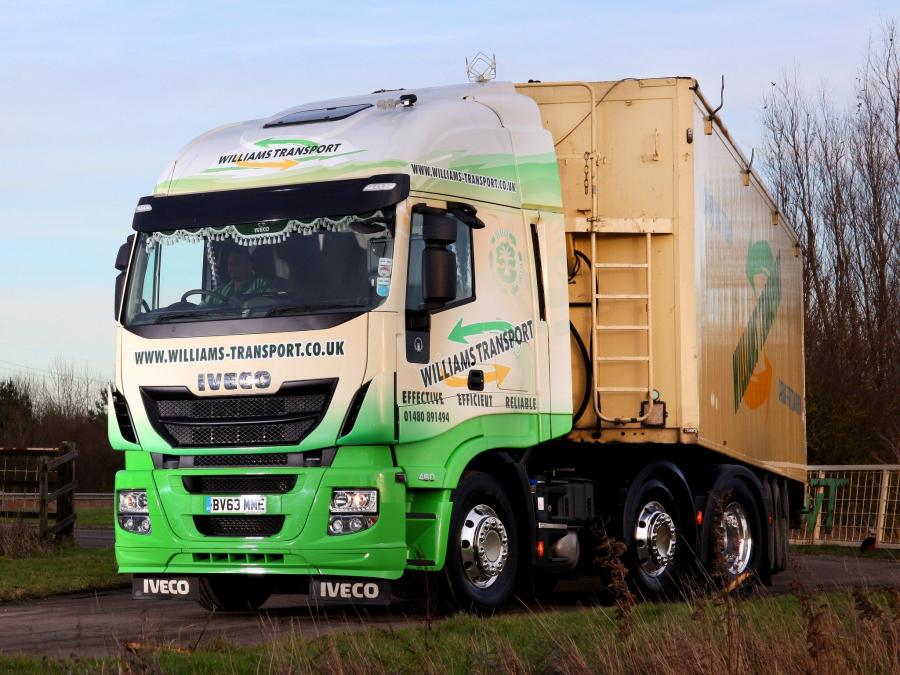  Iveco EcoStralis Hi-Road 460 6x2 2013 года  (UK) (фото 2 из 9)